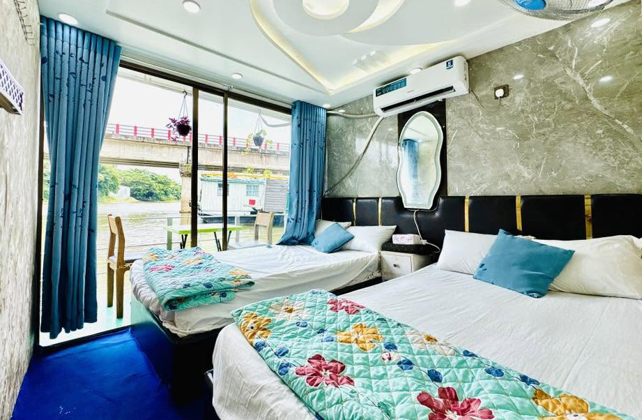4 Person Family Package - Premium